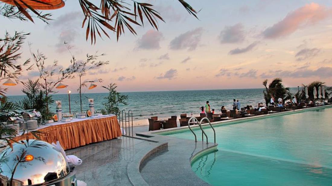 8 resort Phan Thiết xinh đẹp ‘giá mềm’ này sẽ giúp bạn có kì nghỉ sang chảnh như ai!