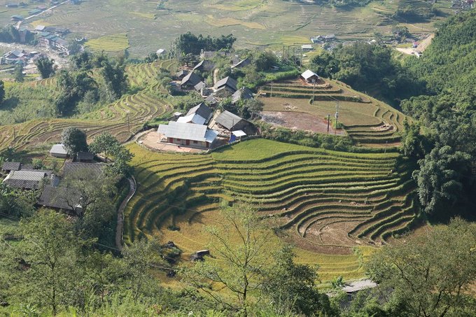 Những cảnh đẹp làm xiêu lòng lữ khách trên đường đua marathon tại Sapa