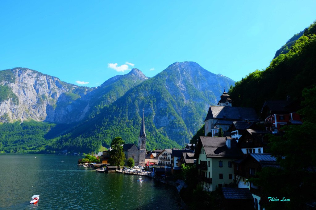 Hallstatt – thị trấn cổ kính và yên bình nhất châu Âu