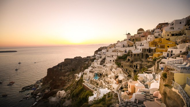 Santorini – Hòn đảo đẹp như thiên đường mà bạn nhất định phải dành tiền để đến một lần trong đời